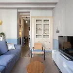 Clsico Con Terraza Барселона