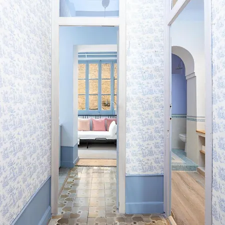Luxurious-historical With Terrace * ברצלונה