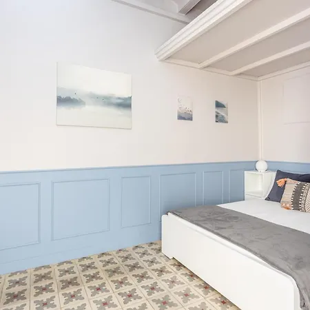 Luxurious-historical With Terrace * Barcelone