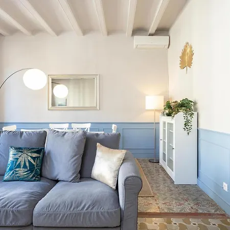 Luxurious-historical With Terrace ברצלונה