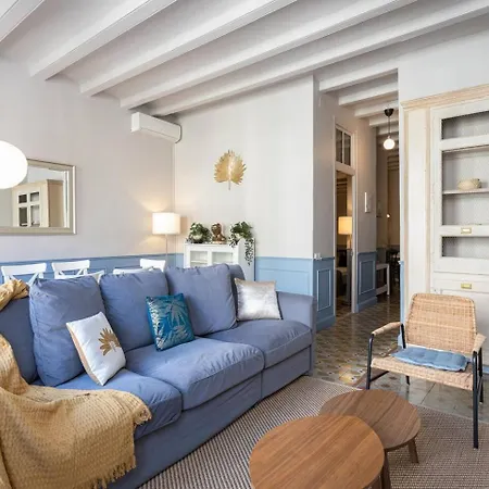 Classic With Terrace Appartamento