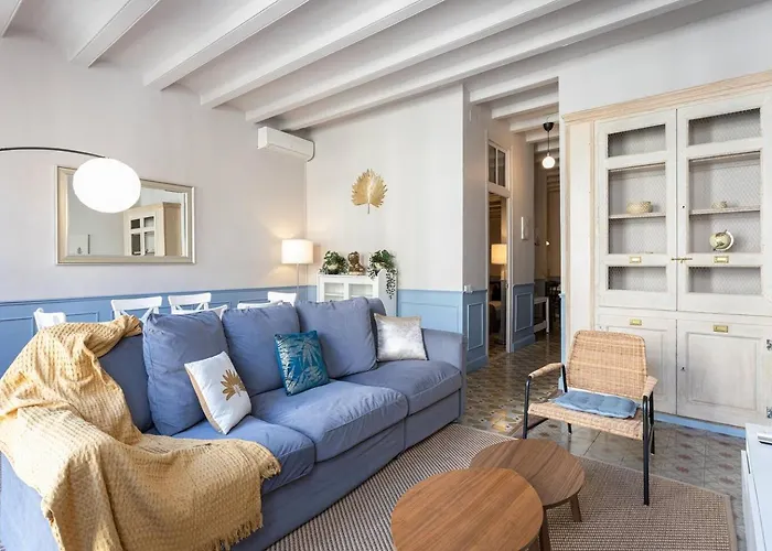Clsico Con Terraza Apartment